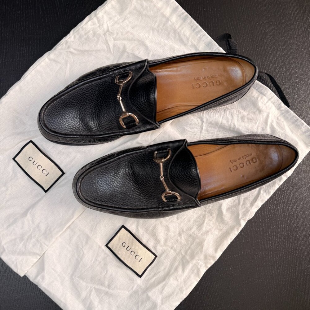 Gucci Men’s Horsebit Loafers - Black Pebbled Leather - Made in Italy [10.5] - Picture 7 of 8